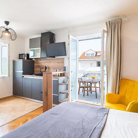 Apartments Marivo Lapad ドゥブロブニク エクステリア 写真