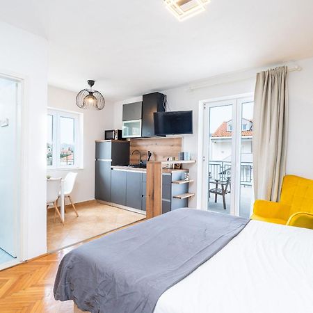 Apartments Marivo Lapad ドゥブロブニク エクステリア 写真